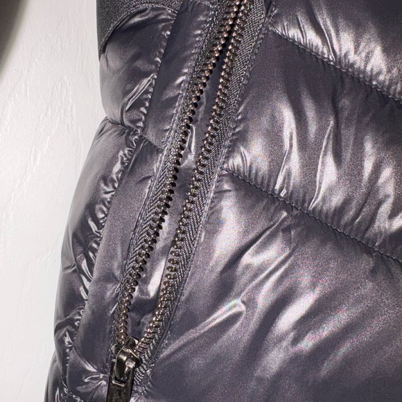 LIKE NEW BUFFBUNNY Onyx Black Waist Taper Puffer Jacket - Picture 6 of 10